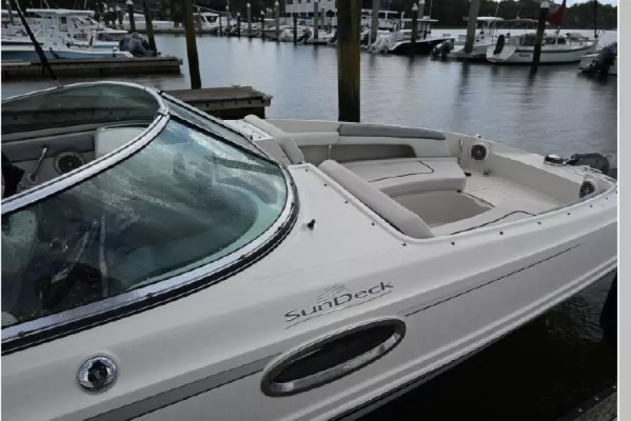 2010 Sea Ray 280 Sundeck