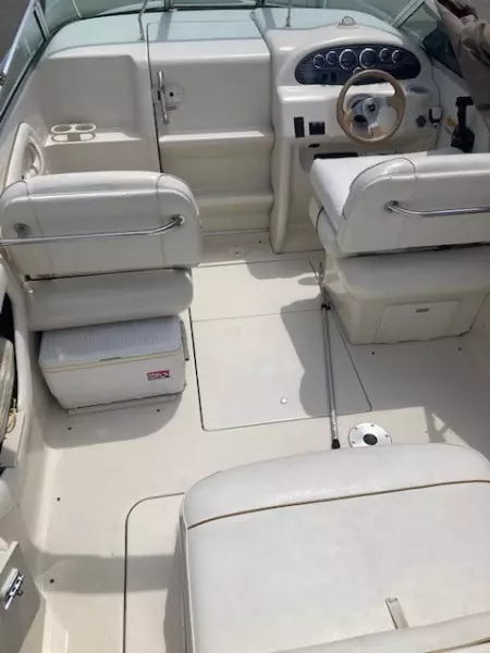 1999 Sea Ray 215 Express