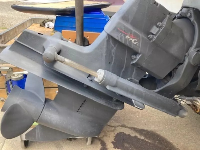 1999 Sea Ray 215 Express