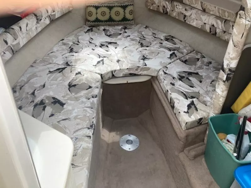 1999 Sea Ray 215 Express