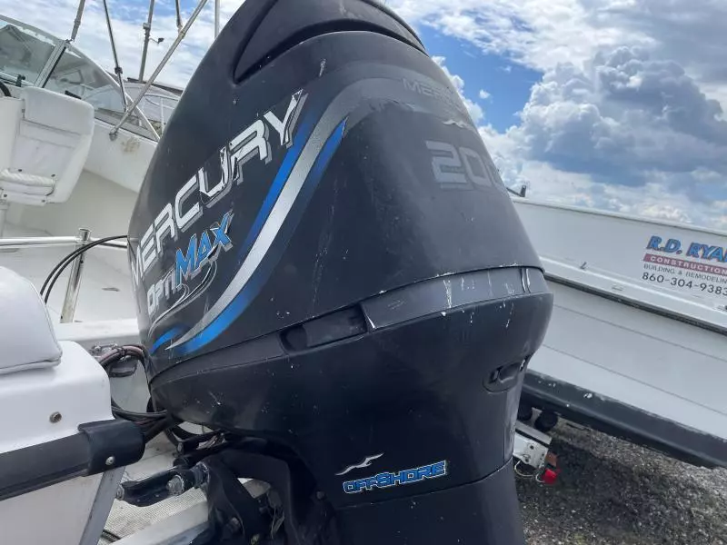 1998 Boston Whaler Ventura