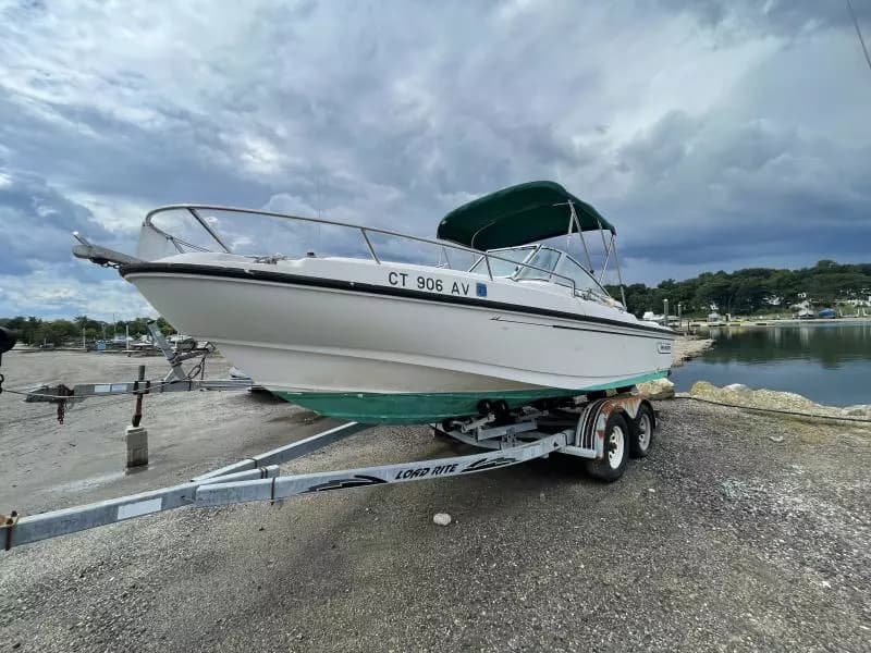 1998 Boston Whaler Ventura