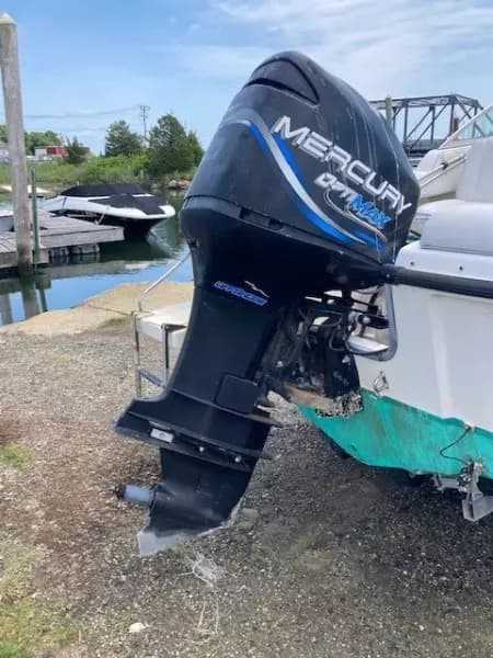 1998 Boston Whaler Ventura