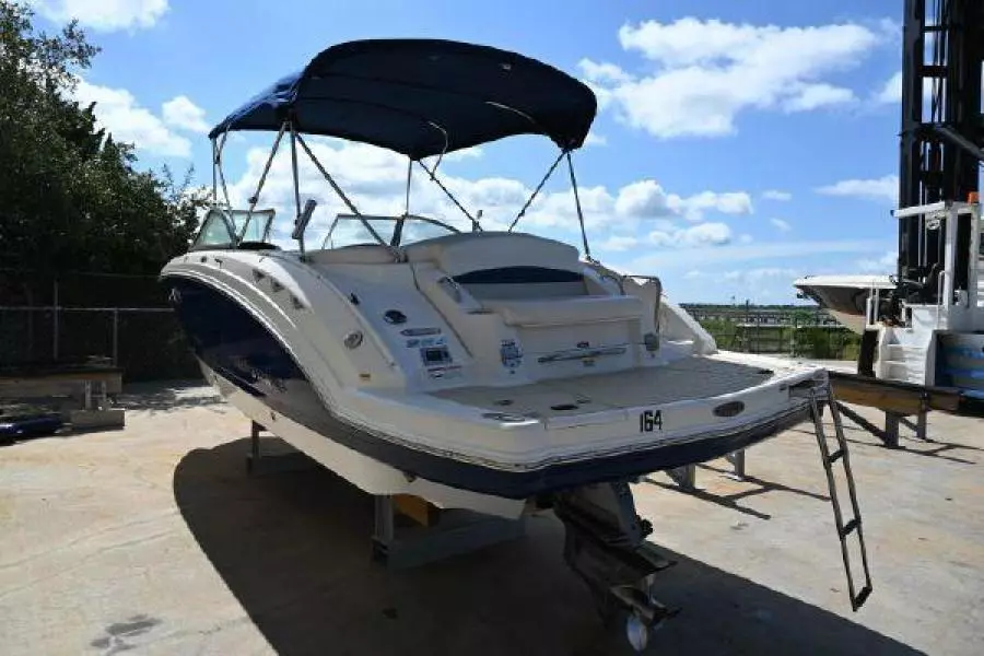 2008 Chaparral 264 Sunesta