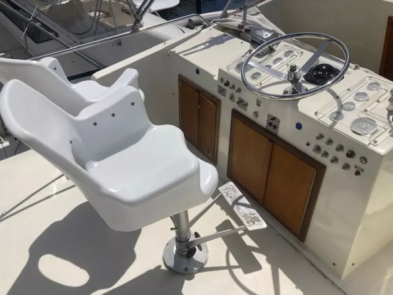1973 Hatteras 48 Yacht Fish