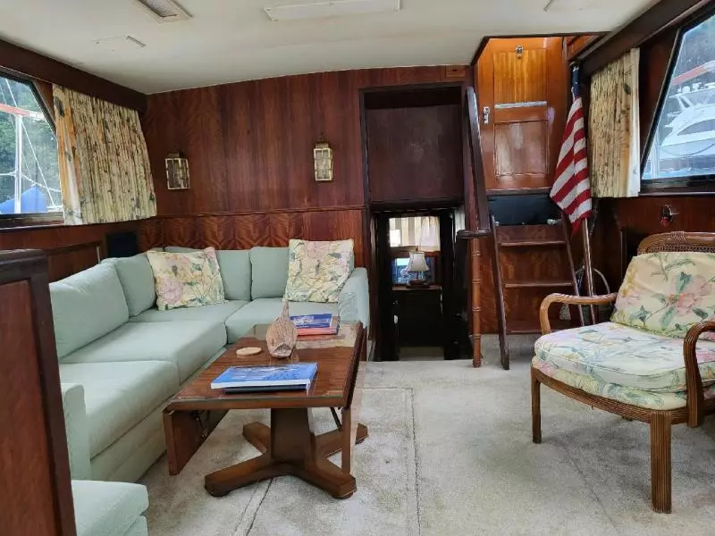 1973 Hatteras 48 Yacht Fish