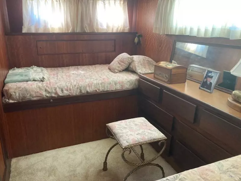 1973 Hatteras 48 Yacht Fish