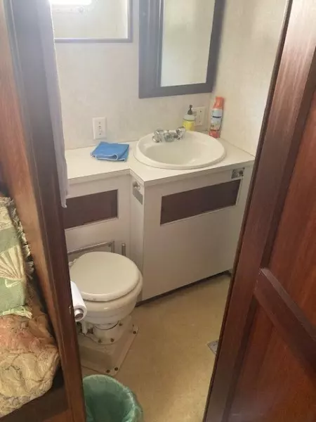 1973 Hatteras 48 Yacht Fish