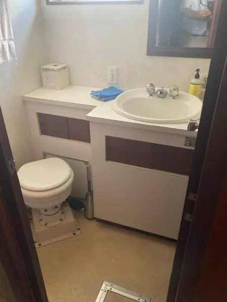 1973 Hatteras 48 Yacht Fish