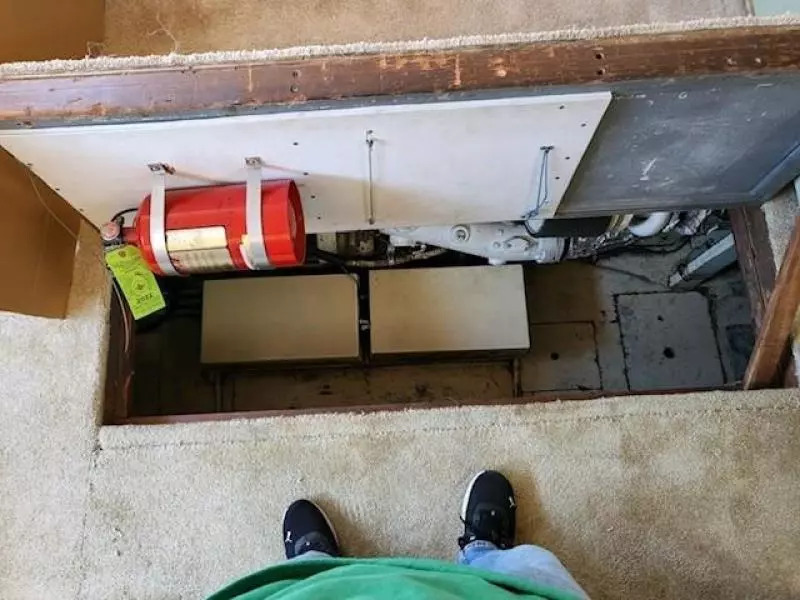 space between engines