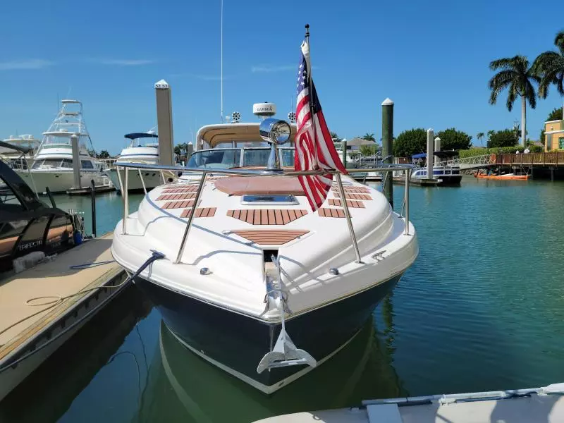 2005 Rinker Fiesta Vee 342