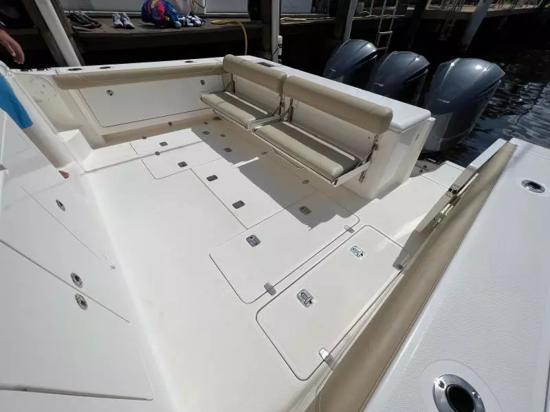 2016 Pursuit OS 385 Offshore