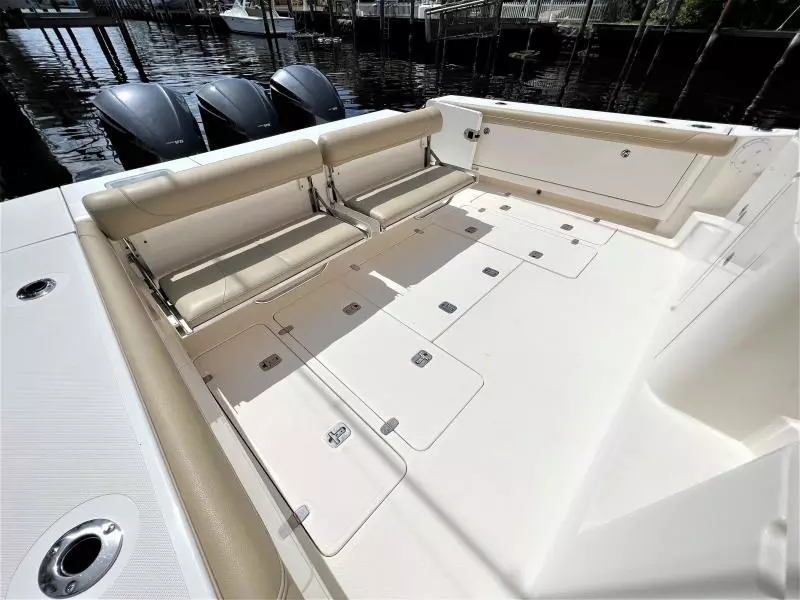 2016 Pursuit OS 385 Offshore