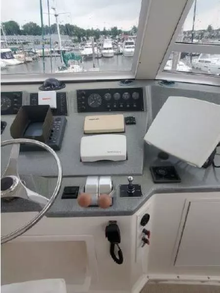 1998 Viking 60 Sport Motor Yacht
