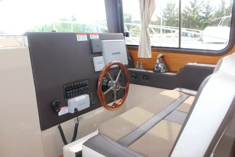 2015 Ranger Tugs 29 S