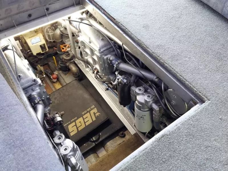 1988 Viking 41 Convertible