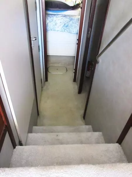 1990 Hatteras 38 Convertible