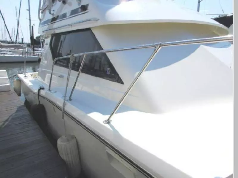 1990 Hatteras 38 Convertible