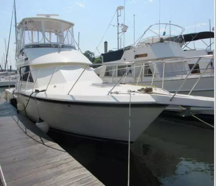 1990 Hatteras 38 Convertible