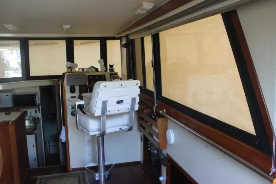 2000 Camano 31 Troll