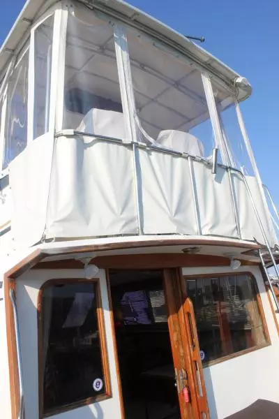 1988 Egg Harbor 33 Flybridge