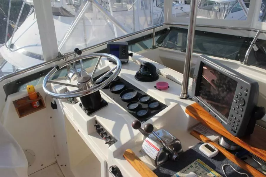 1988 Egg Harbor 33 Flybridge