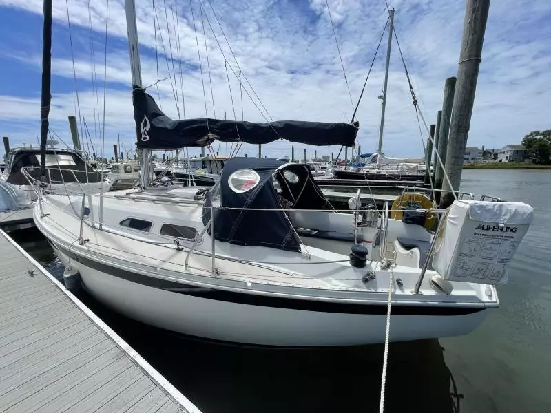 1988 Ericson 28 Sloop