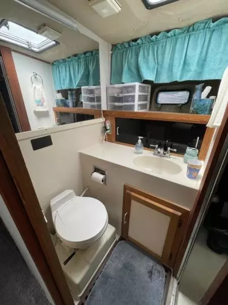 1986 Silverton 34 Convertible