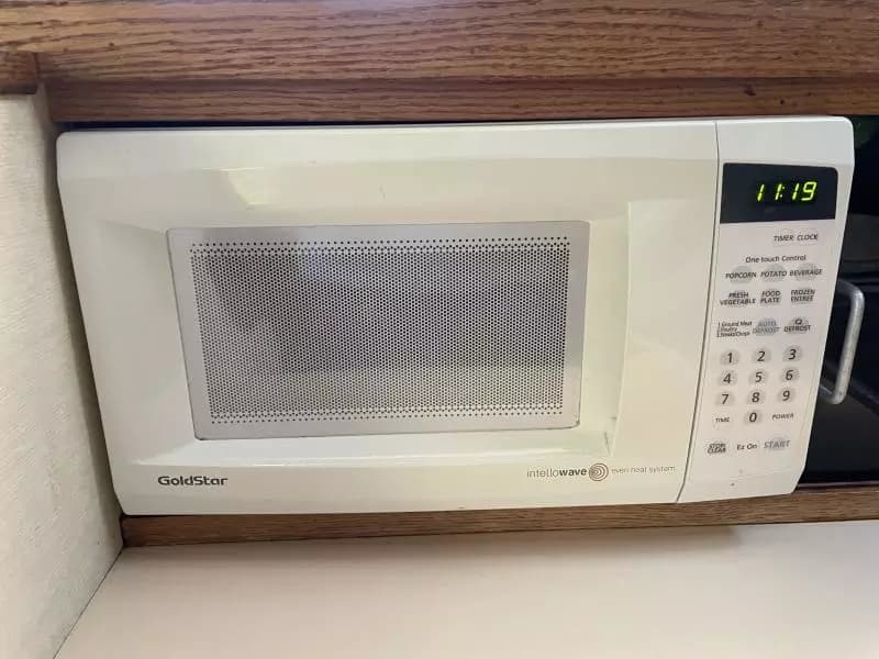 1986 Silverton 34 Convertible