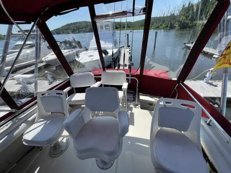 1986 Silverton 34 Convertible