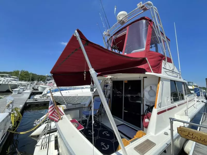 1986 Silverton 34 Convertible