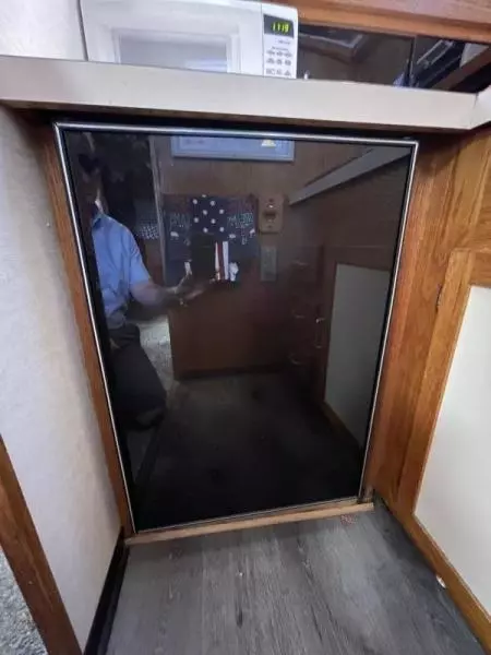 1986 Silverton 34 Convertible