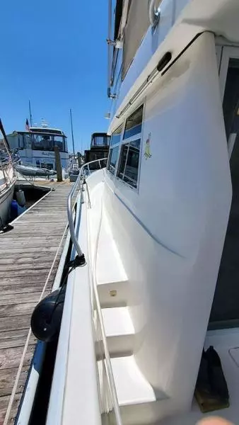 2002 Mainship 390 Trawler