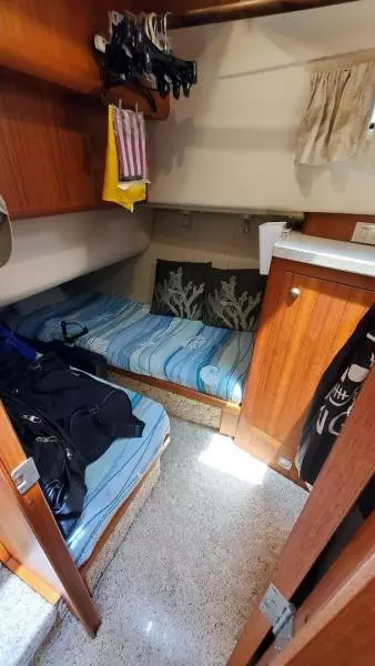 2002 Mainship 390 Trawler