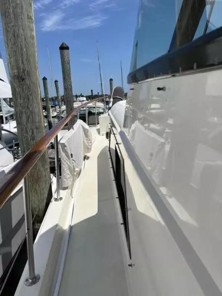 1984 Hatteras 53ED