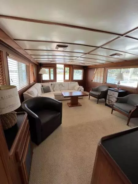 1984 Hatteras 53ED