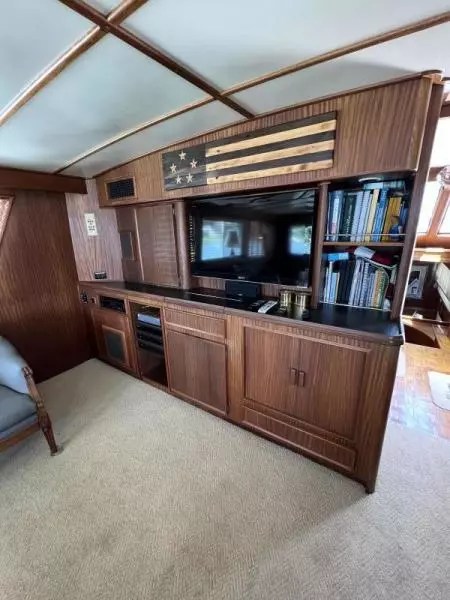 1984 Hatteras 53ED