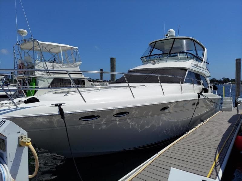 2002 Sea Ray 480 Sedan Bridge