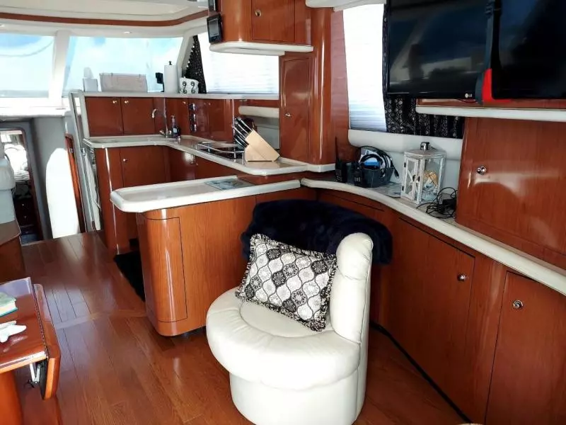 2002 Sea Ray 480 Sedan Bridge