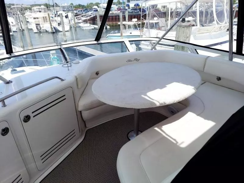 2002 Sea Ray 480 Sedan Bridge