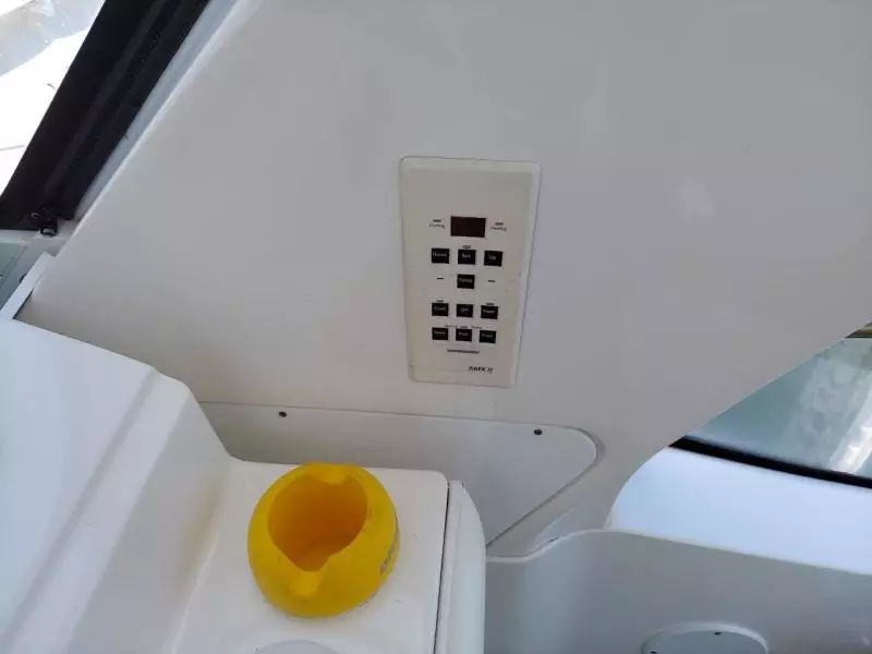 2002 Sea Ray 480 Sedan Bridge