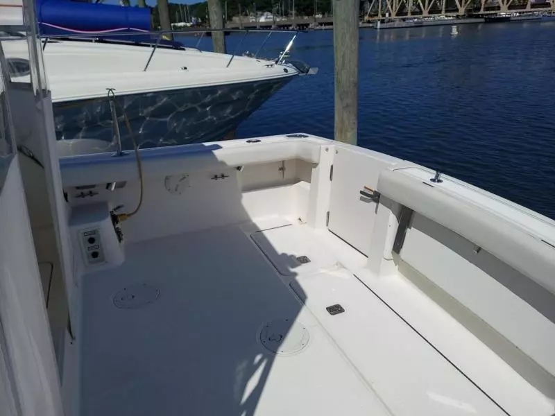 2005 Tiara Yachts 2900 Classic