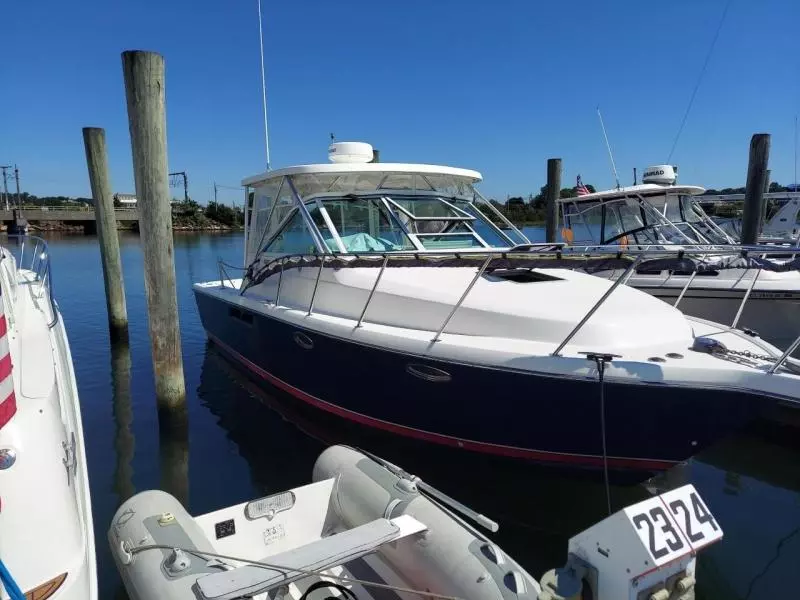 2005 Tiara Yachts 2900 Classic