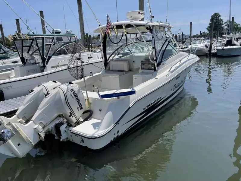 2009 Hydra-Sports Vector 2900