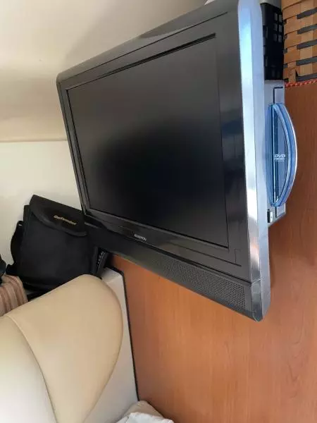 2009 Hydra-Sports Vector 2900