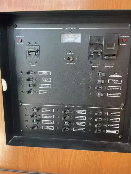 2009 Hydra-Sports Vector 2900