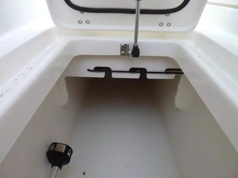 MIDSHIP ROD STORAGE 2 (2)