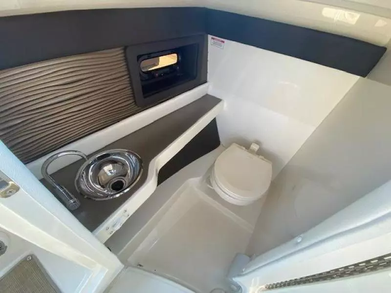 2016 Sea Ray 280 SLX