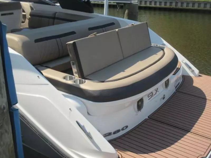 2016 Sea Ray 280 SLX