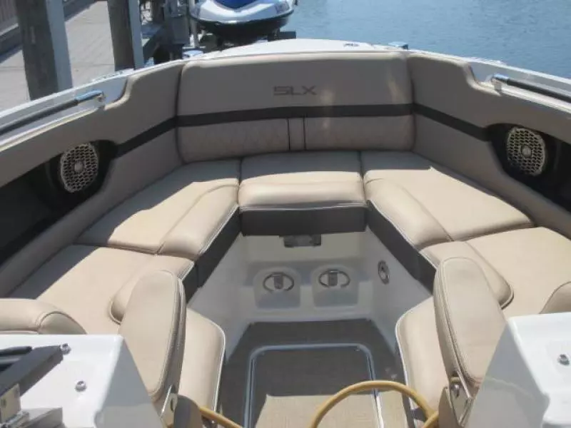2016 Sea Ray 280 SLX